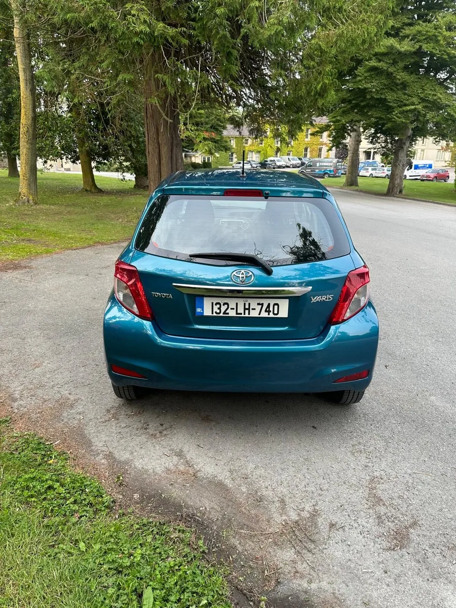 Toyota Yaris - Image 4