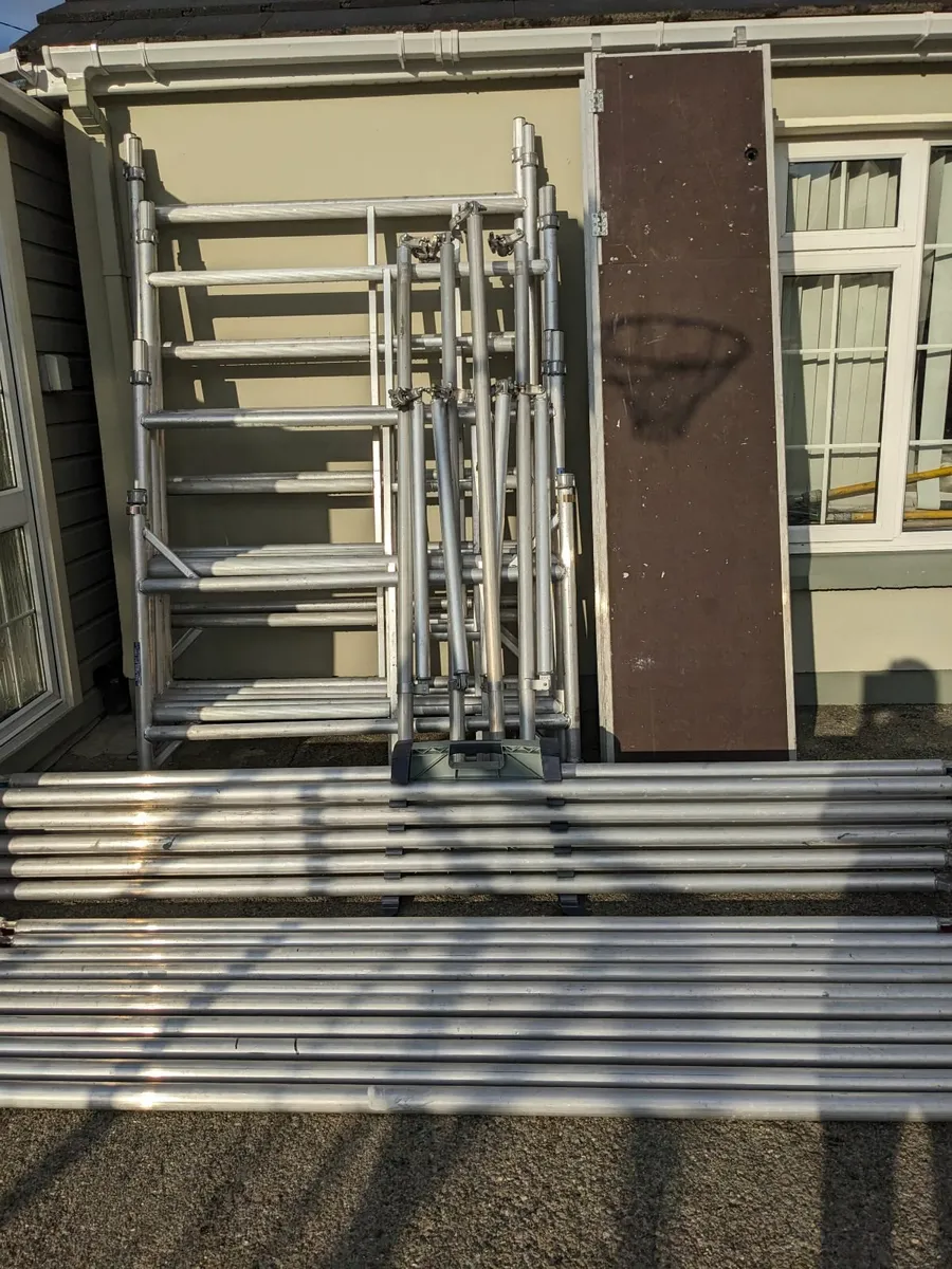 Scaffolding Tower - Image 1