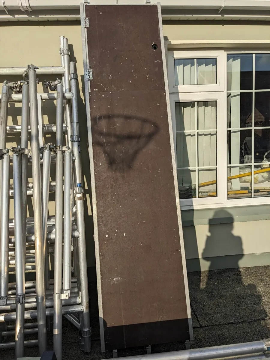 Scaffolding Tower - Image 4
