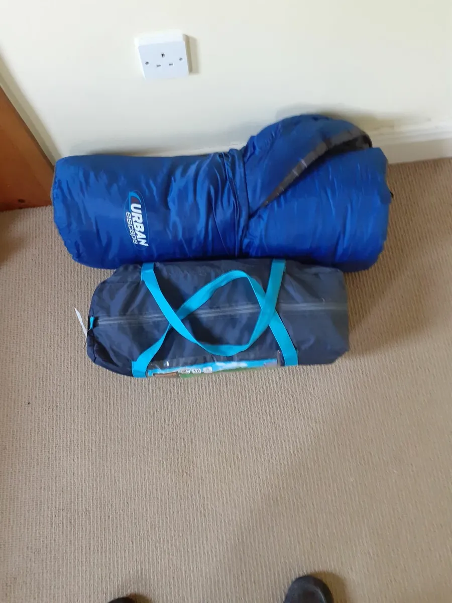 Tent - Image 2