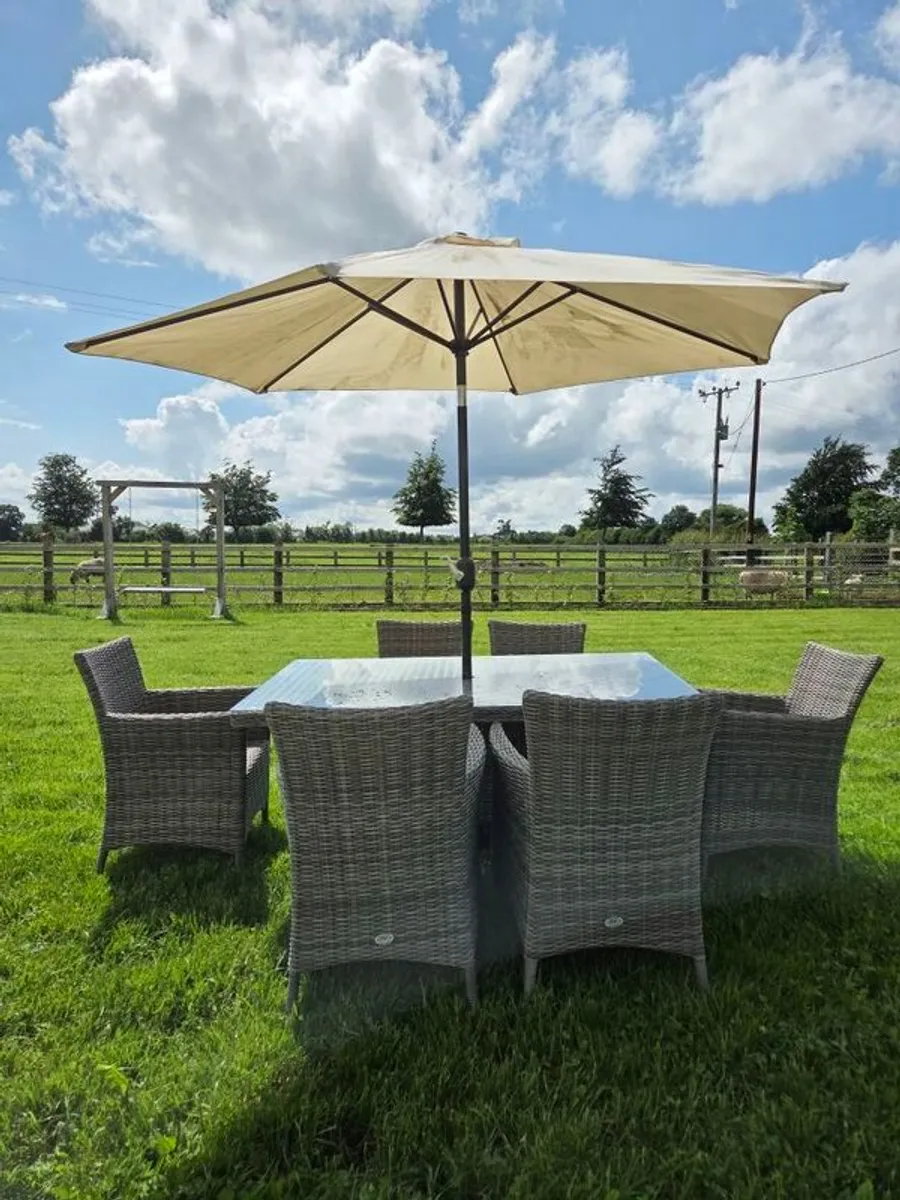 Rathwood outdoor furniture - Image 3