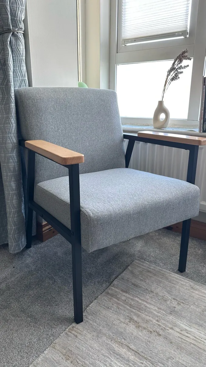 Upholstered Armchair with Cushioned Seat - Image 1