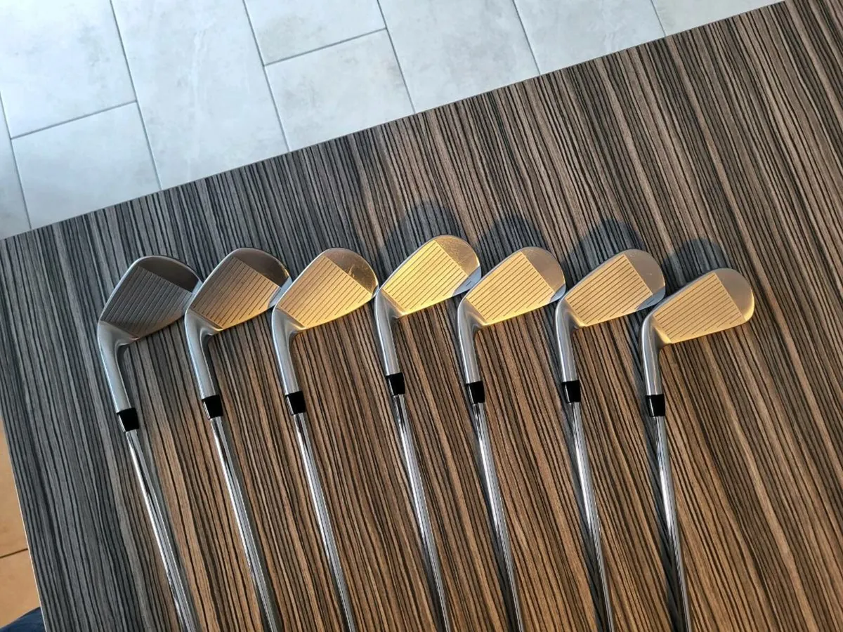 Titleist T150 irons - Image 2