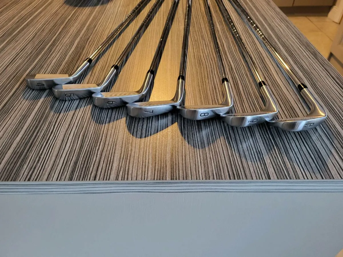 Titleist T150 irons - Image 4