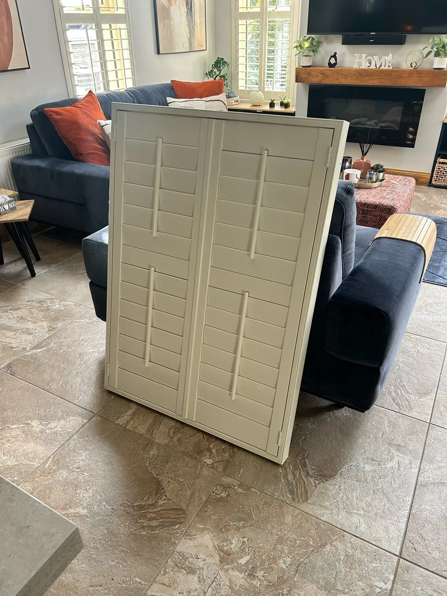 Cream plantation shutter blind - Image 1