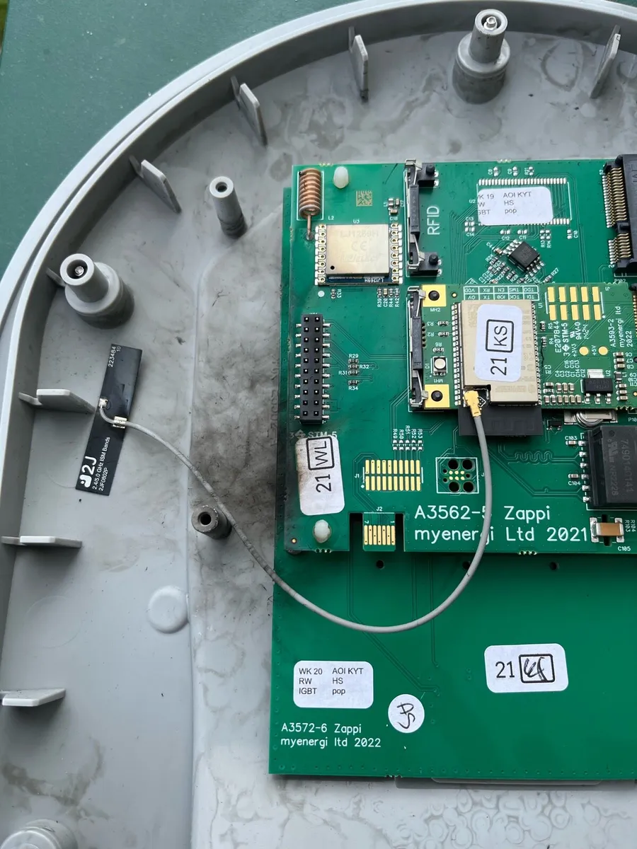 Zappi damaged car charger - Image 3
