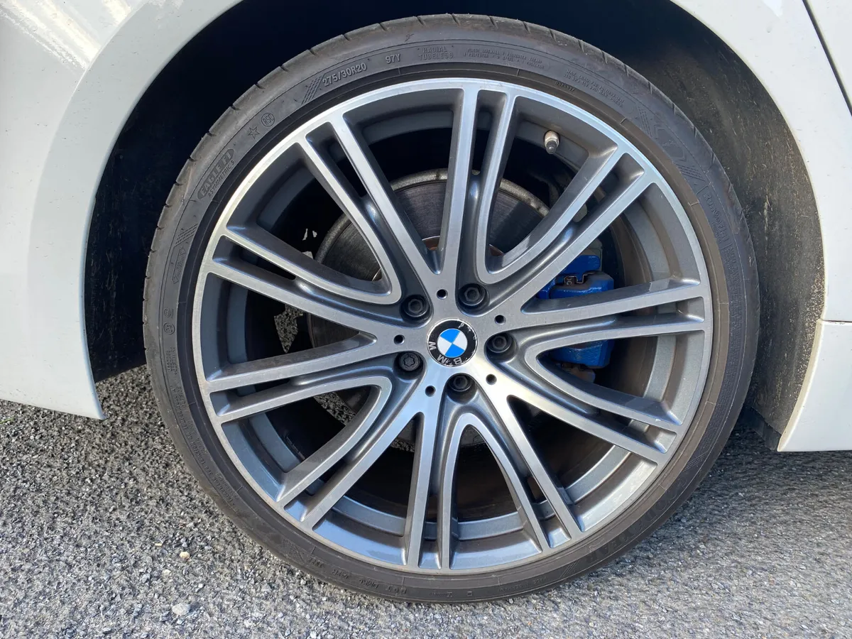 BMW 530e M-Sport - 0868212190 - Image 2
