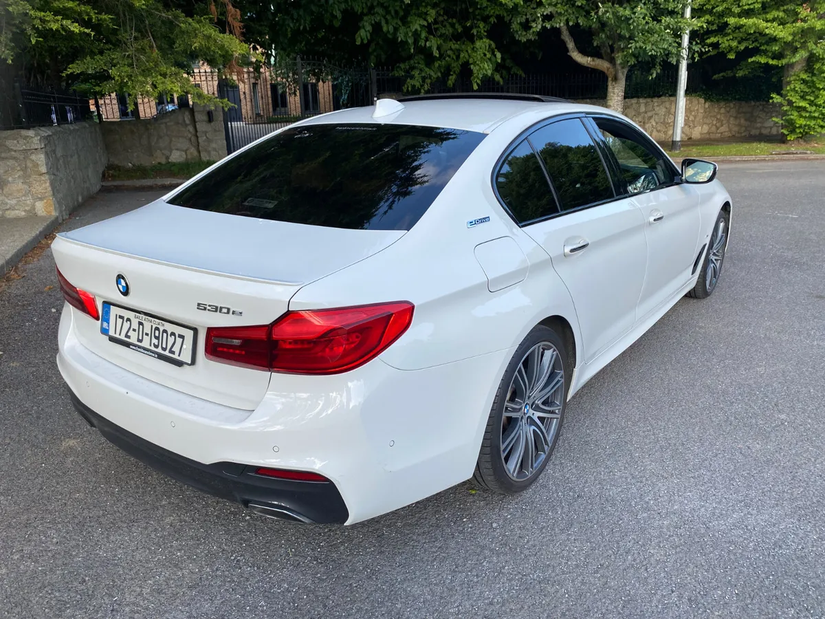 BMW 530e M-Sport - 0868212190 - Image 3
