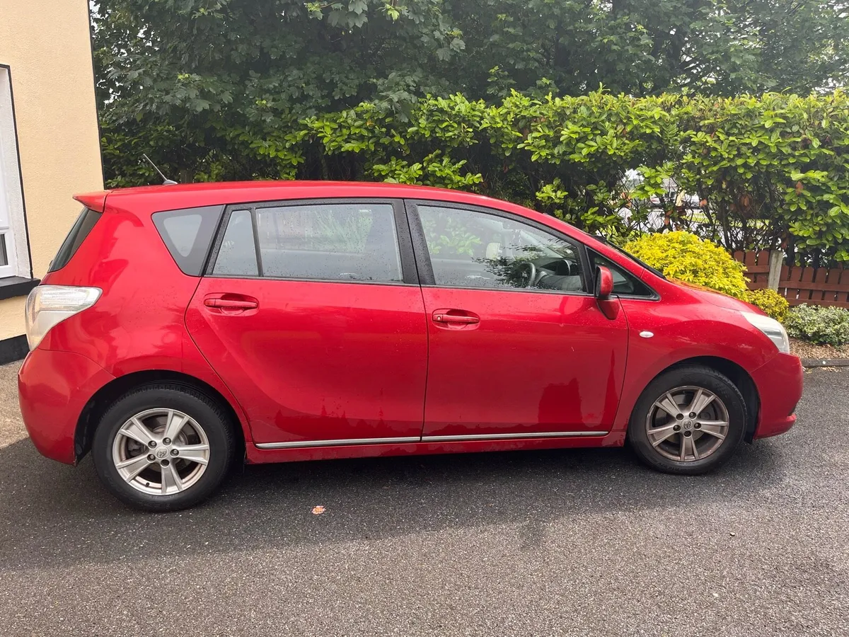 Toyota Verso for sale - Image 1
