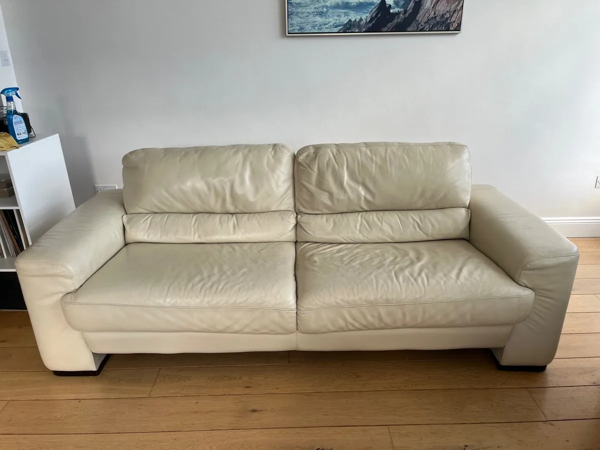 Leather sofas - Image 1