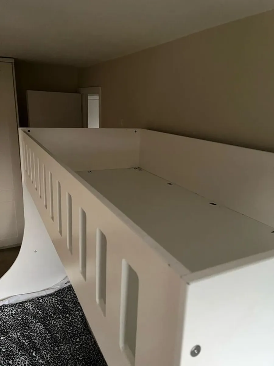 Bunk - Image 3
