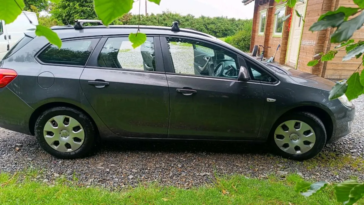 Vauxhall Astra 1.7 diesel estate - Image 2