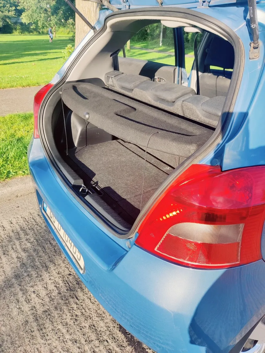 Toyota Yaris 2008 - Image 3