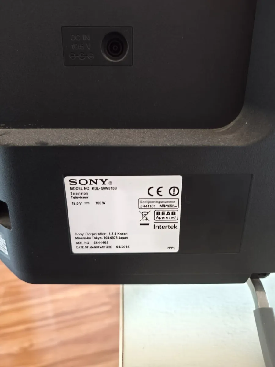 50’Sony LED 4K UHD HDR SMART TV - Image 4