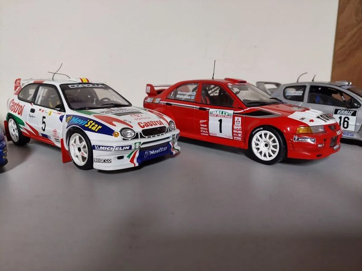 auto art 1/18 - Image 4