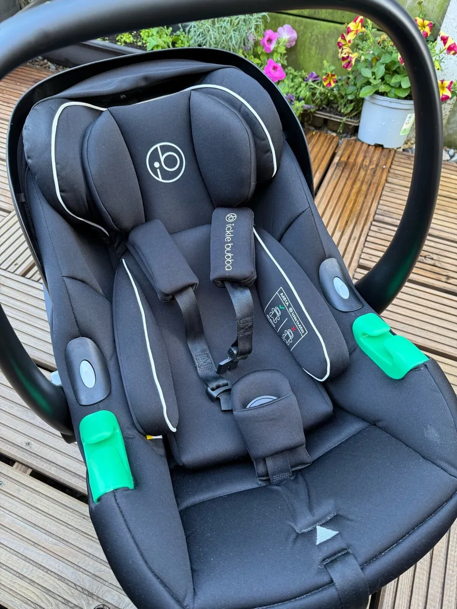 Baby Car Seat - Image 1