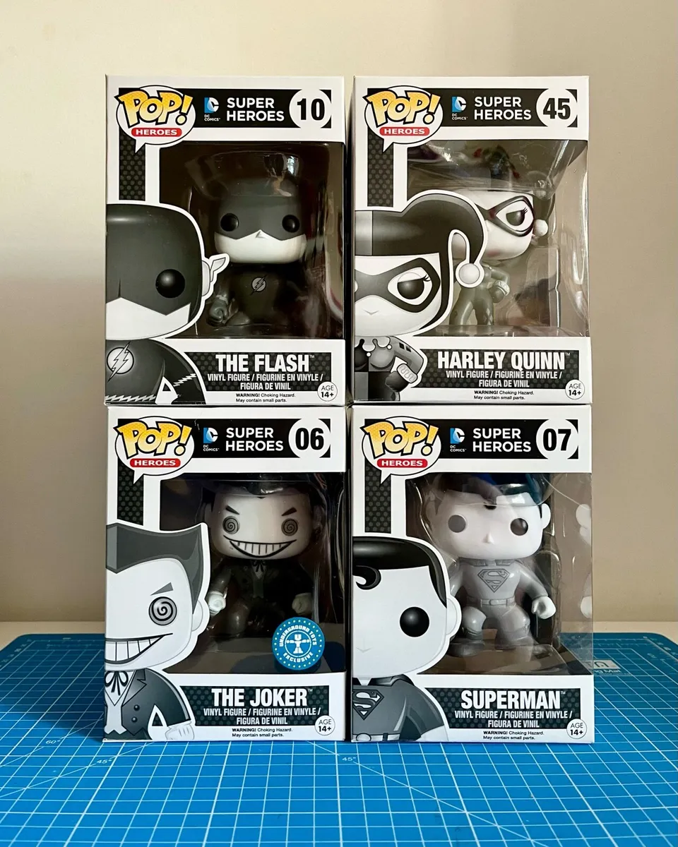 Black & White - Superman, Joker... Funko Pop - Image 1