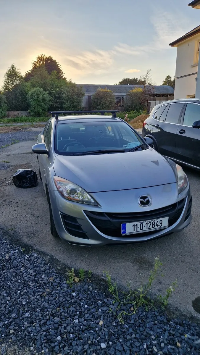 2011 Mazda 3 - Image 4