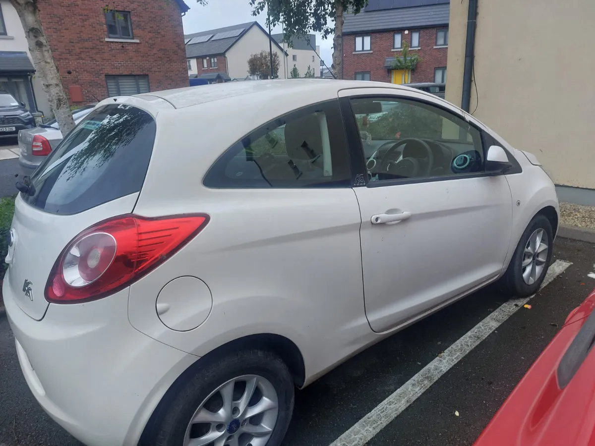 Ford KA 2013 VERY VERY LOW MILAGE - Image 2