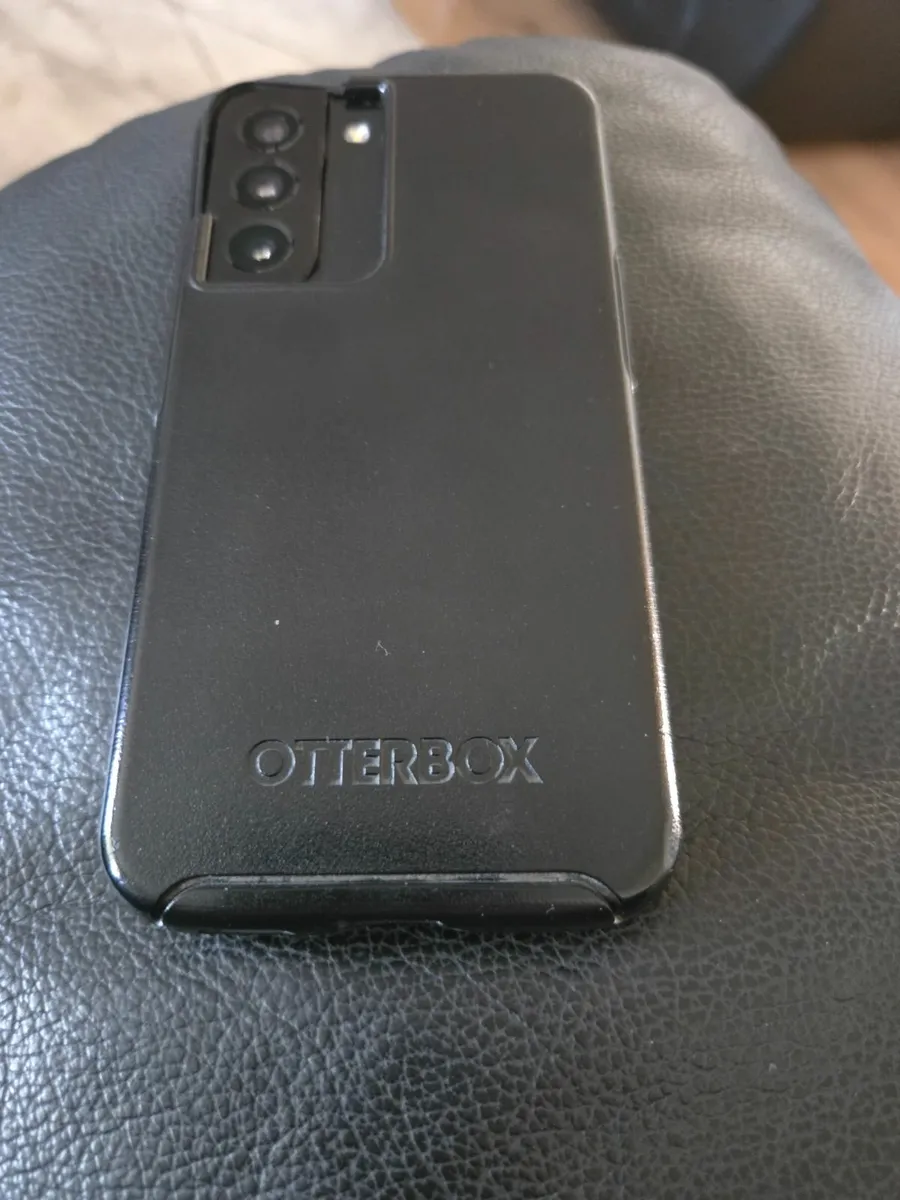 Samsung  S22    Phone - Image 1