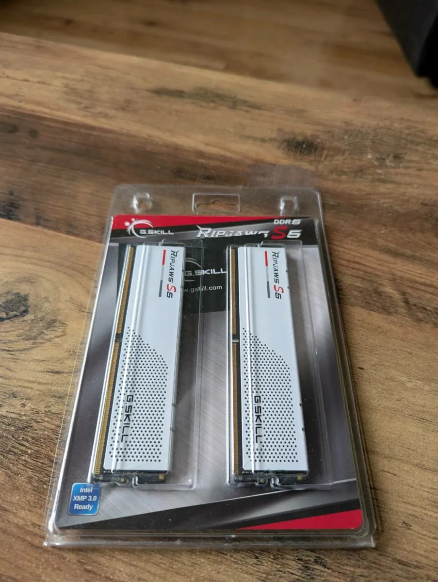 G.SKILL Ripjaws RAM 64GB (2x32GB) DDR5 White - Image 1