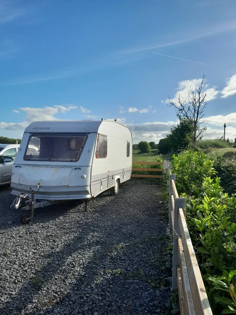 5 BERTH SWIFT MUSKETEER 16FT - Image 2