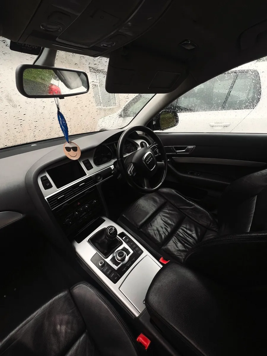 Audi A6 2010 - Image 4