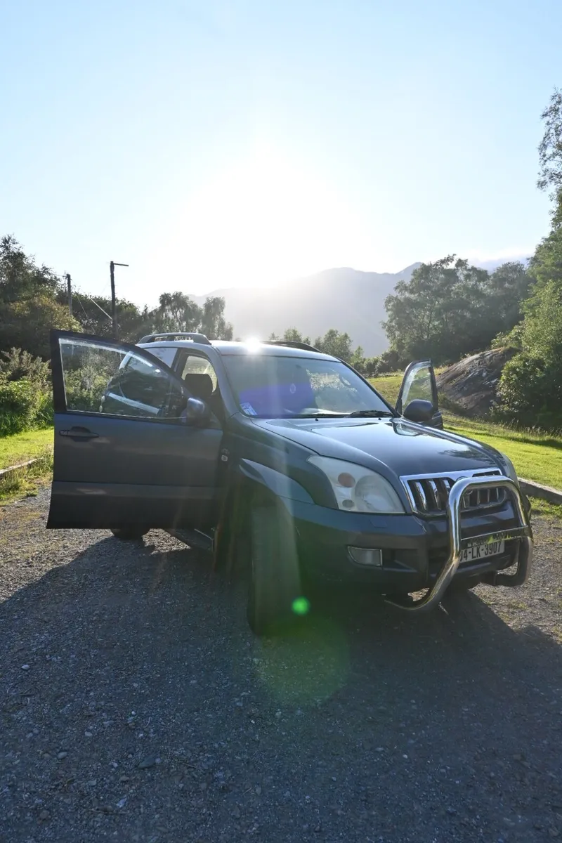Toyota Land Cruiser 2004 - Image 1