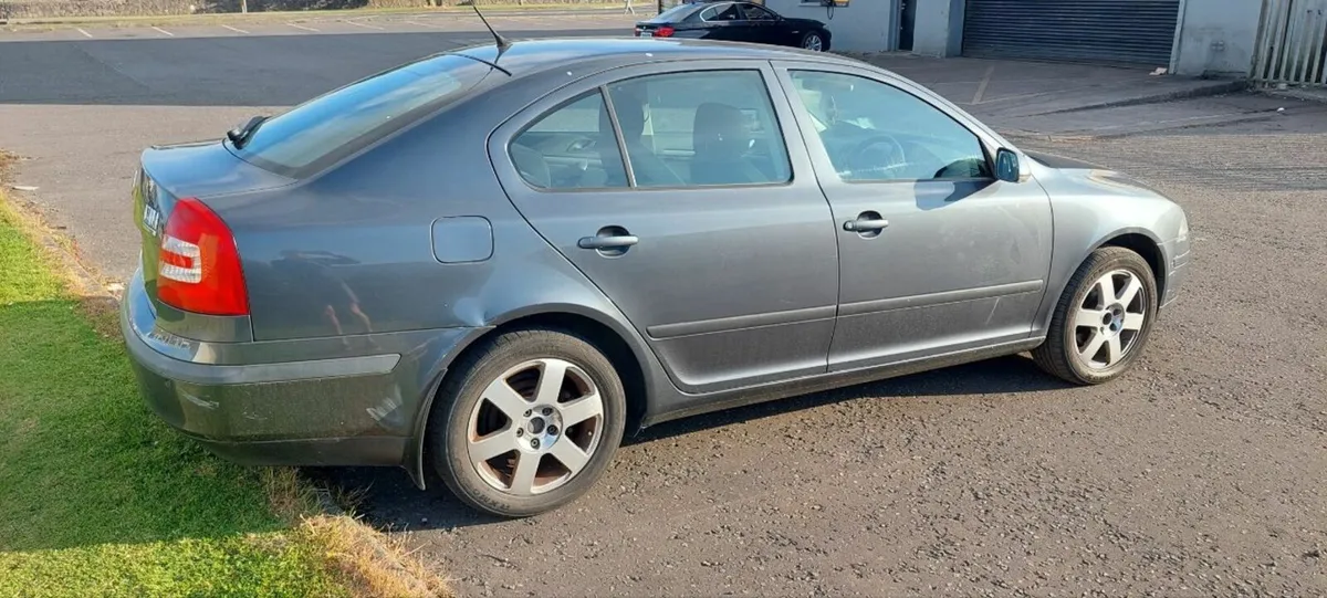 Skoda Octavia 2008 Elegant 1.9TDI - Image 3