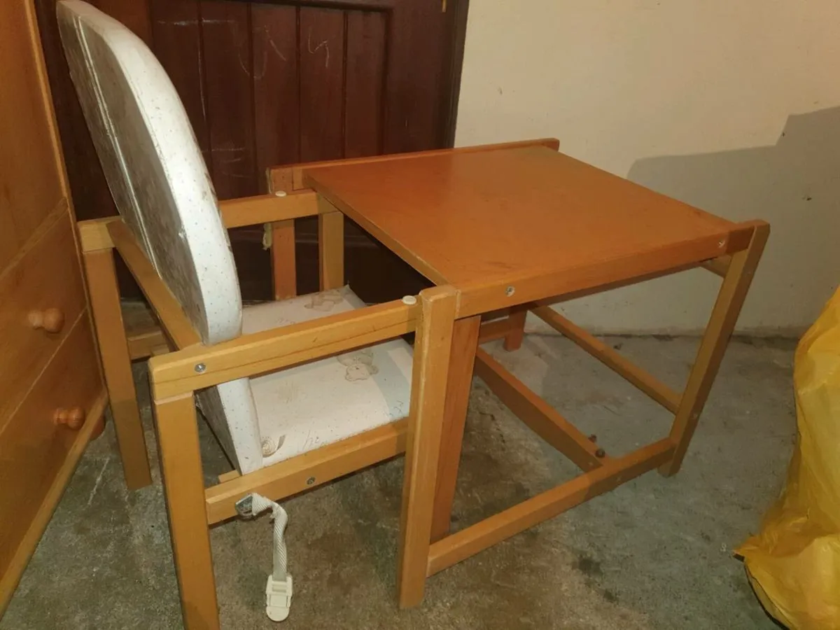 Baby table / high chair - Image 1