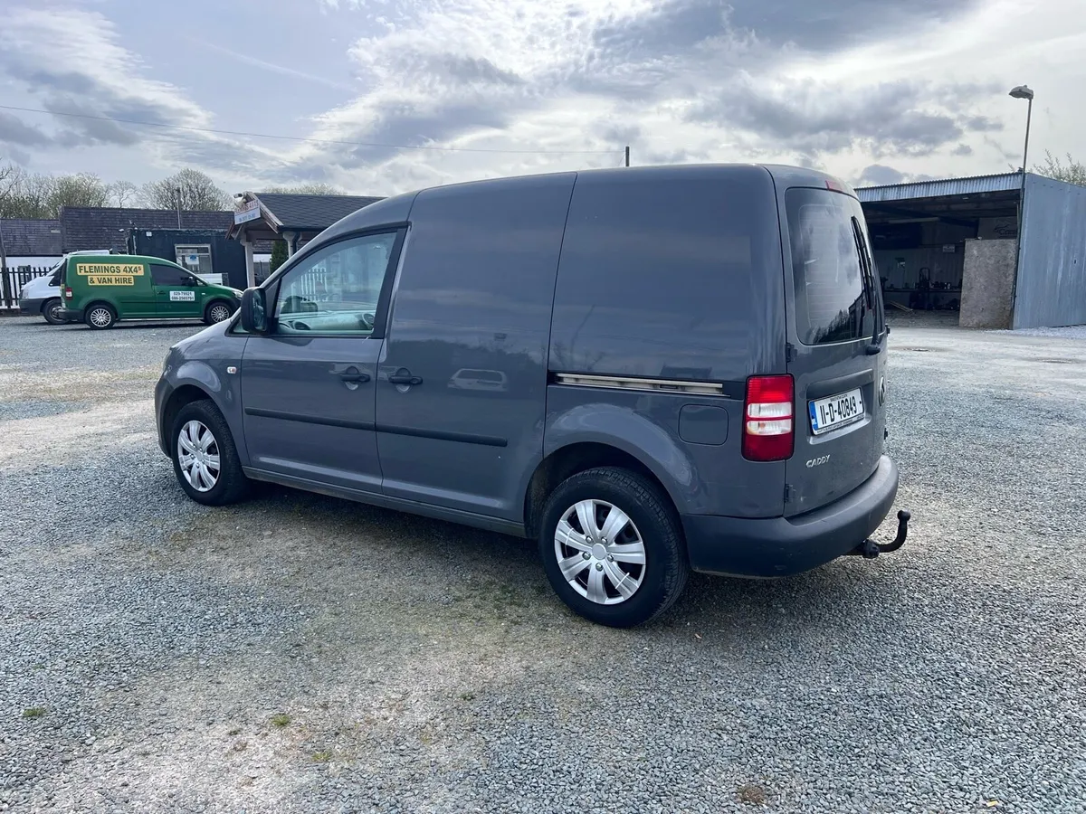 Vw Caddy - Image 4