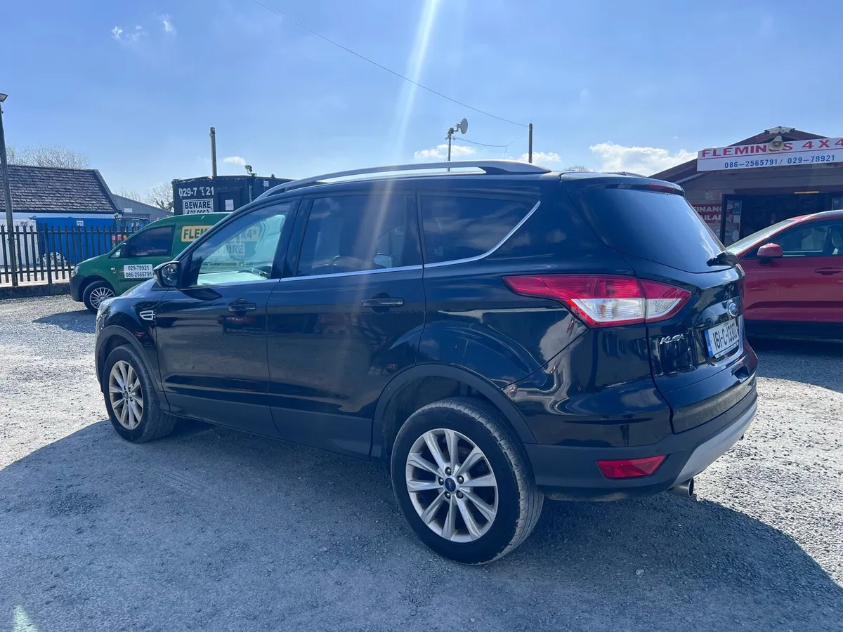 Ford Kuga Commercial - Image 3