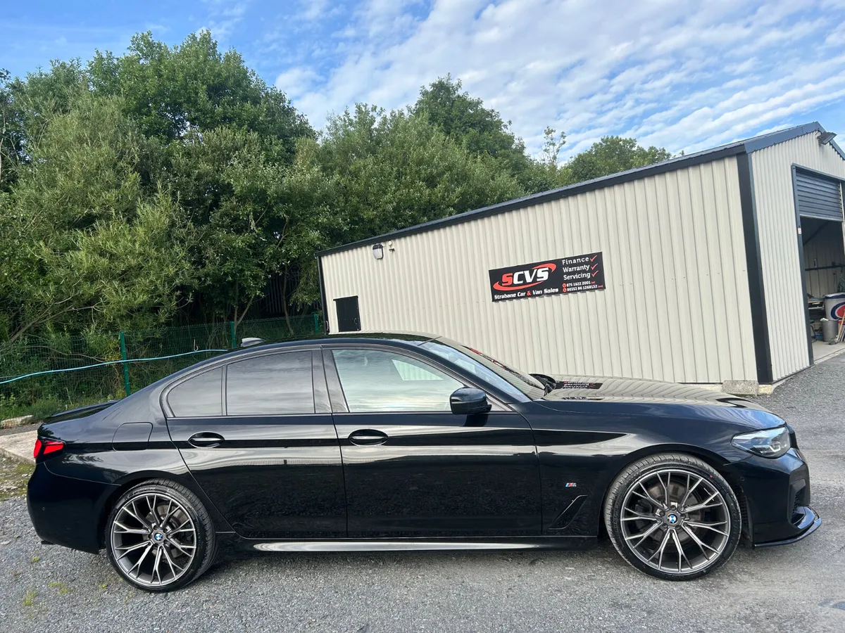 2022 BMW 520D MHT M  SPORT LCI (VRT PAID) - Image 3