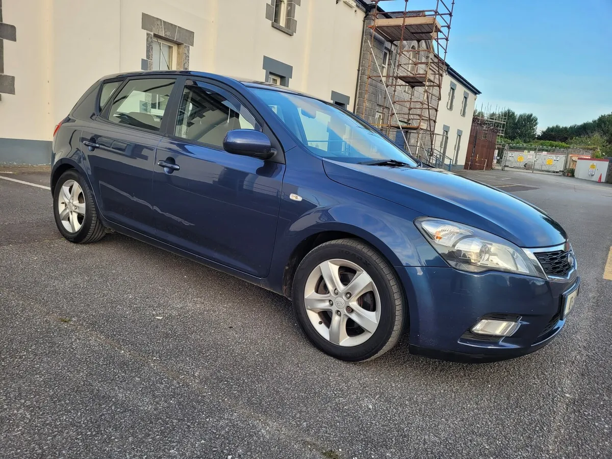SPOTLESS 2010 KIA CEED 1.6 CRDI NCT/TAXED. - Image 3