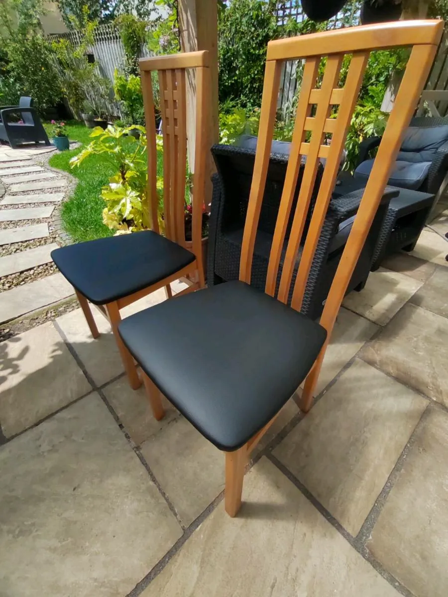 6 kitchen dining chairs - Image 1