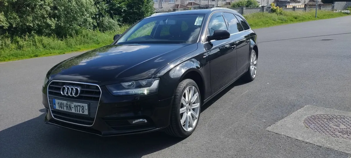 Audi A4 2014 automatic - Image 3