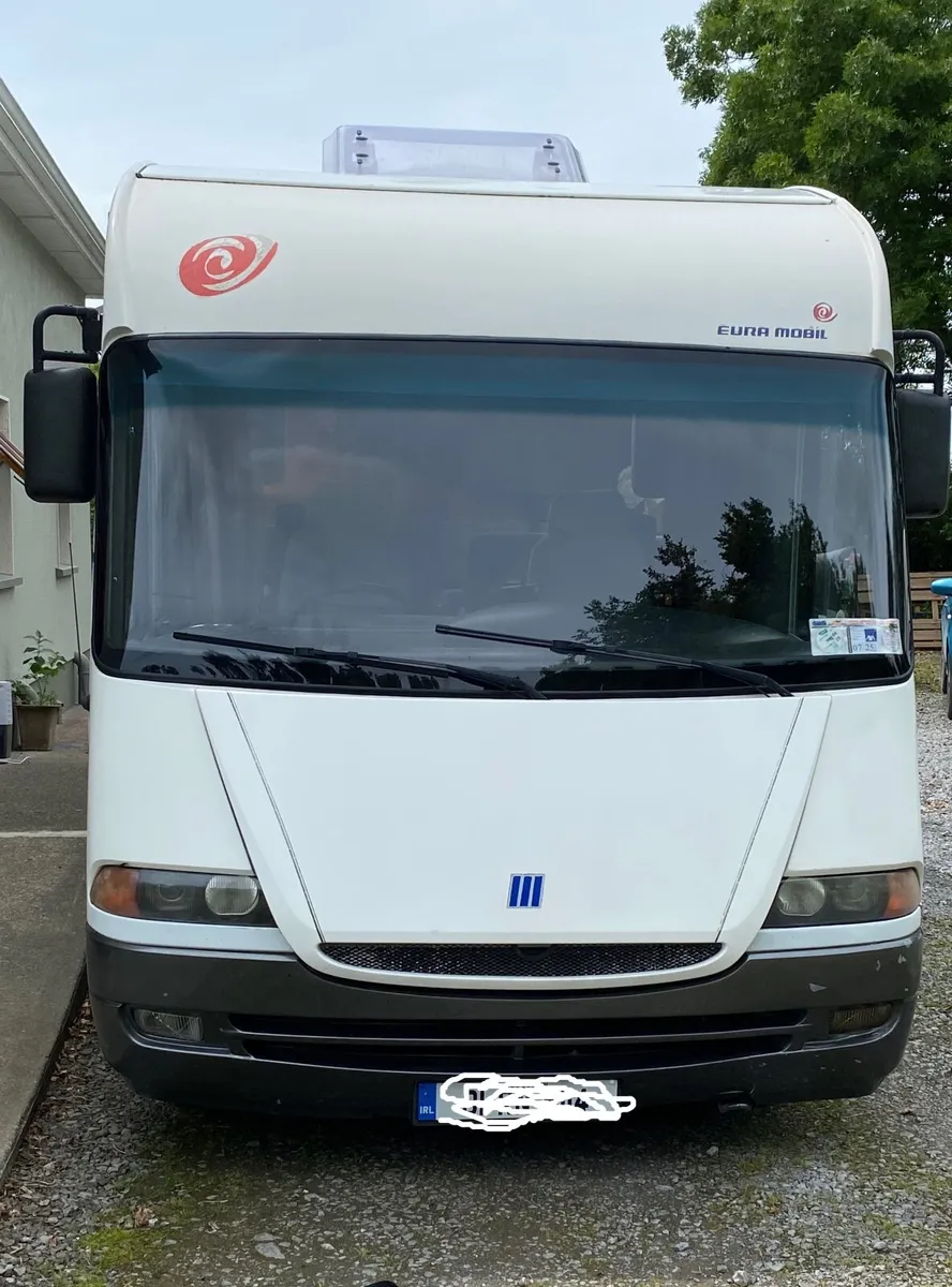 Motorhome - Image 2