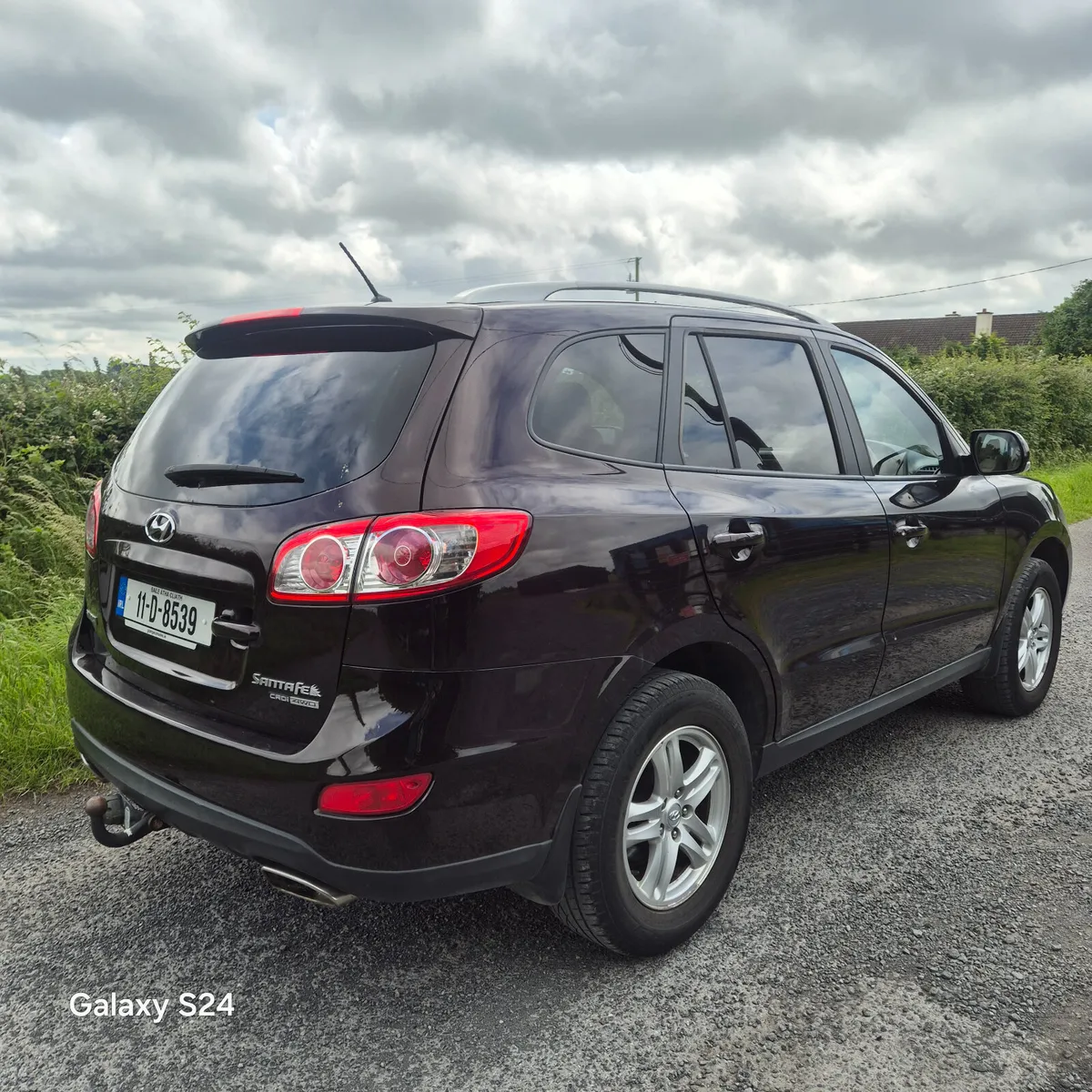 Hyundai Santa Fe 2011 4×4 7 seater - Image 1