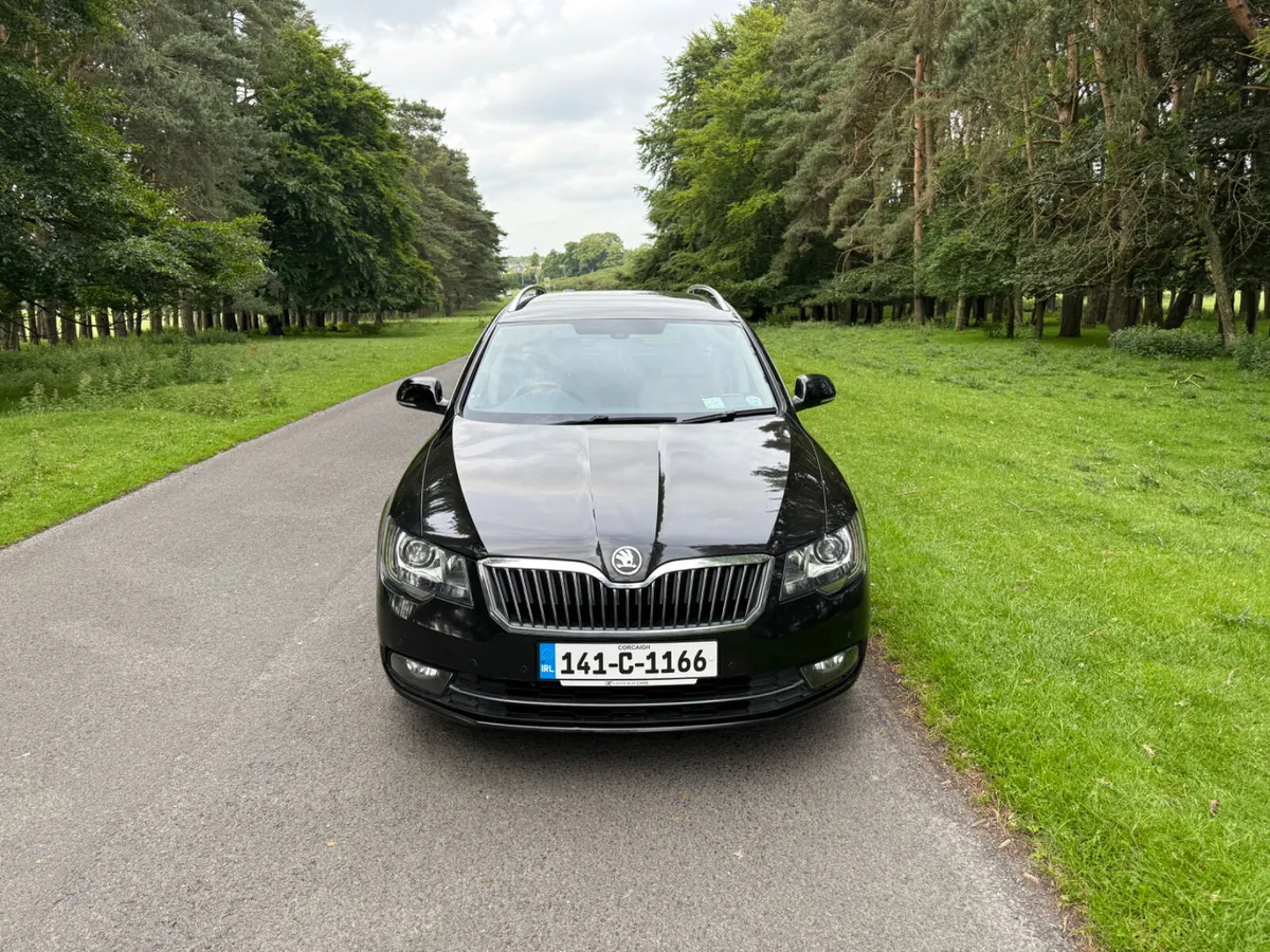 Skoda Superb 2014 TDI COMBI - Image 2