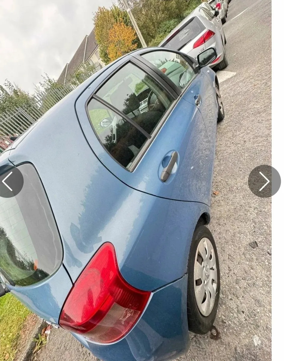 Toyota Yaris 2007 - Image 4