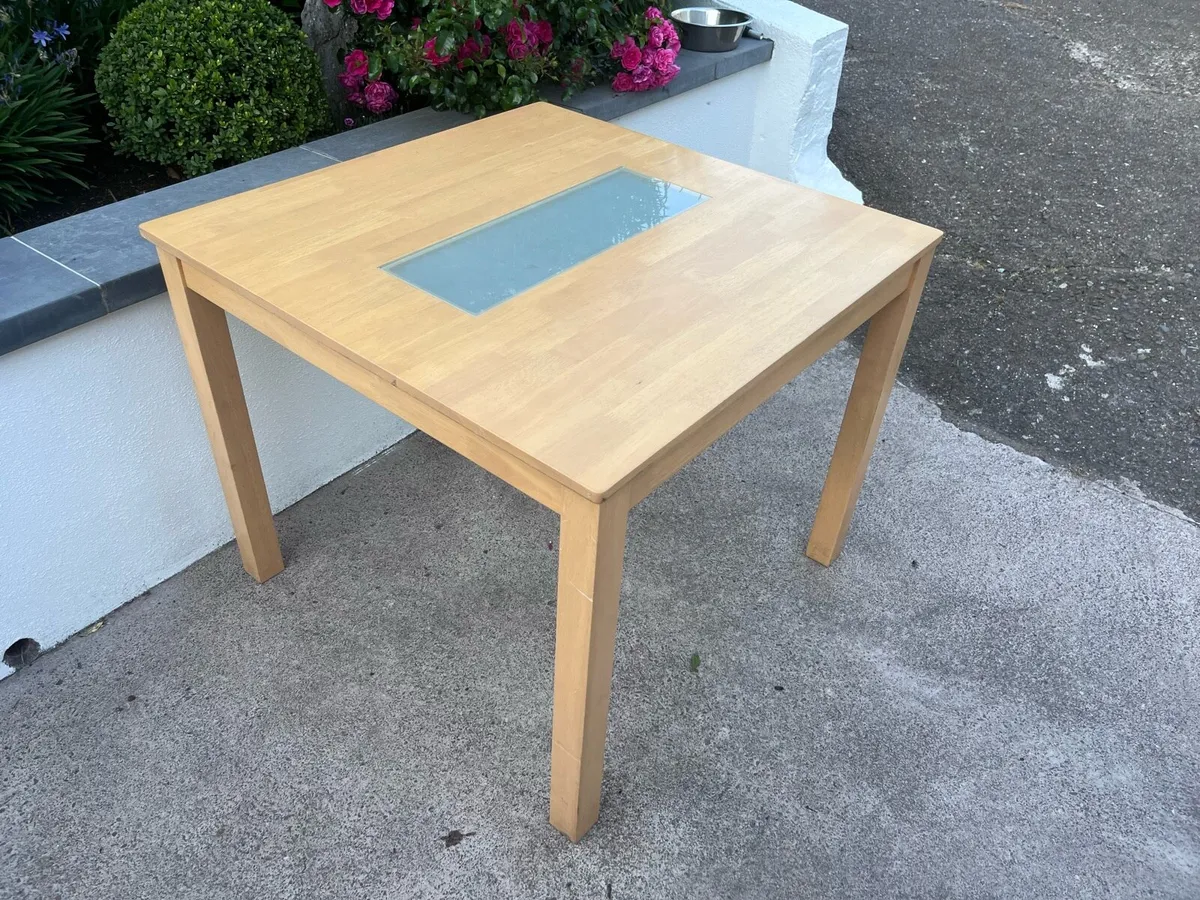 Oak dining table - Image 4