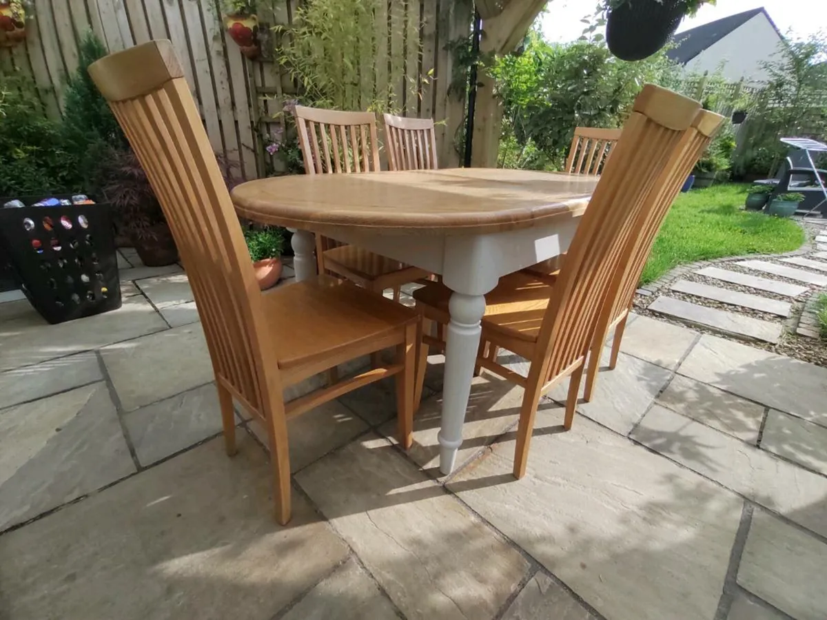 Kitchen dining table - Image 3