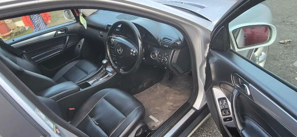 Mercedes 1.8 automatic - Image 3