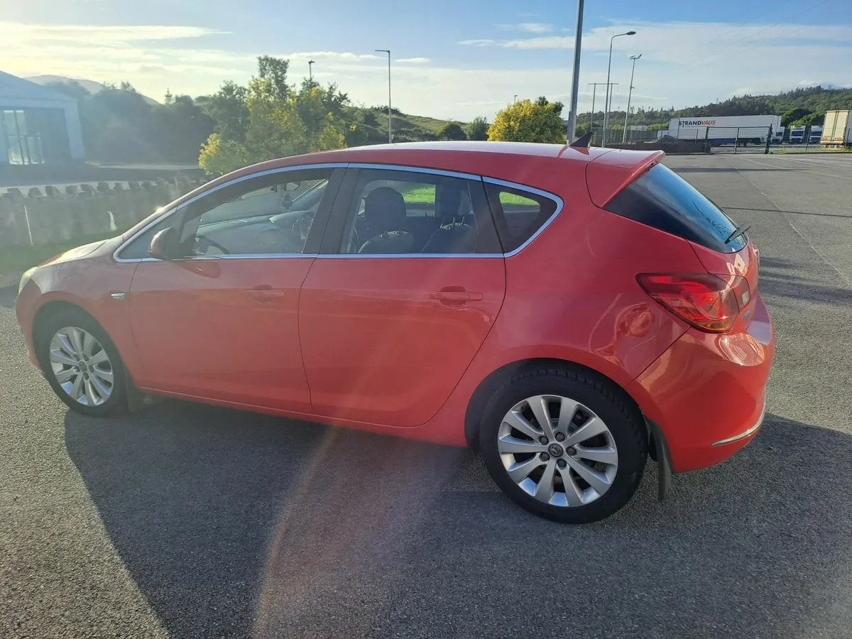 Vauxhall Astra 2014 - Image 3