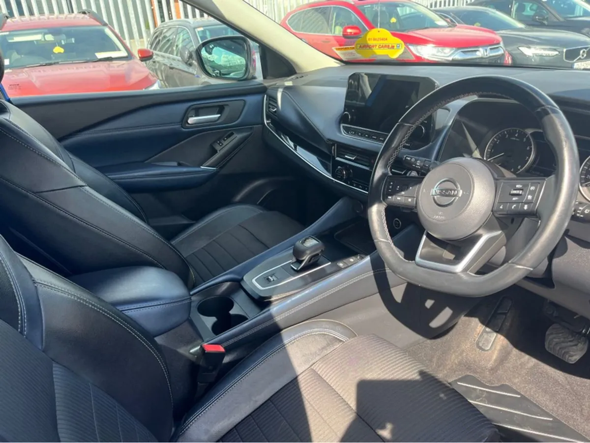 Nissan QASHQAI 1.3 HYB SV Premium CVT My22 4DR - Image 2