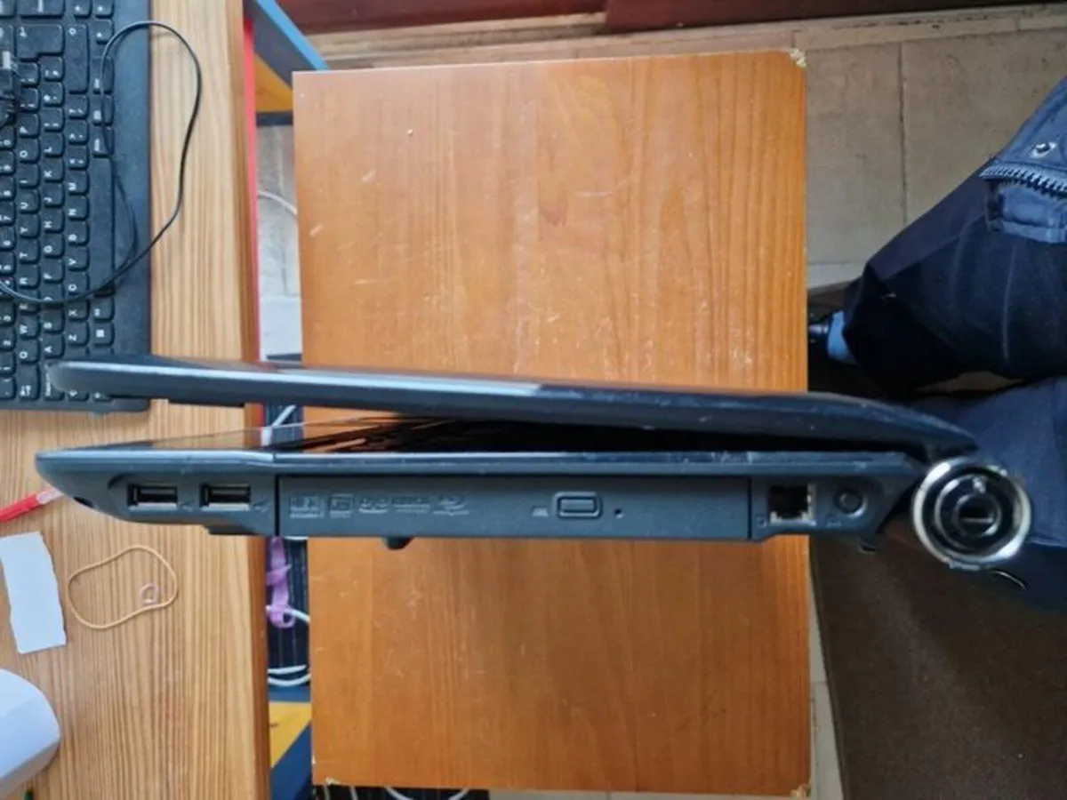 Acer Aspire 6930G Laptop, 4GB RAM,  250GB HDD, - Image 3
