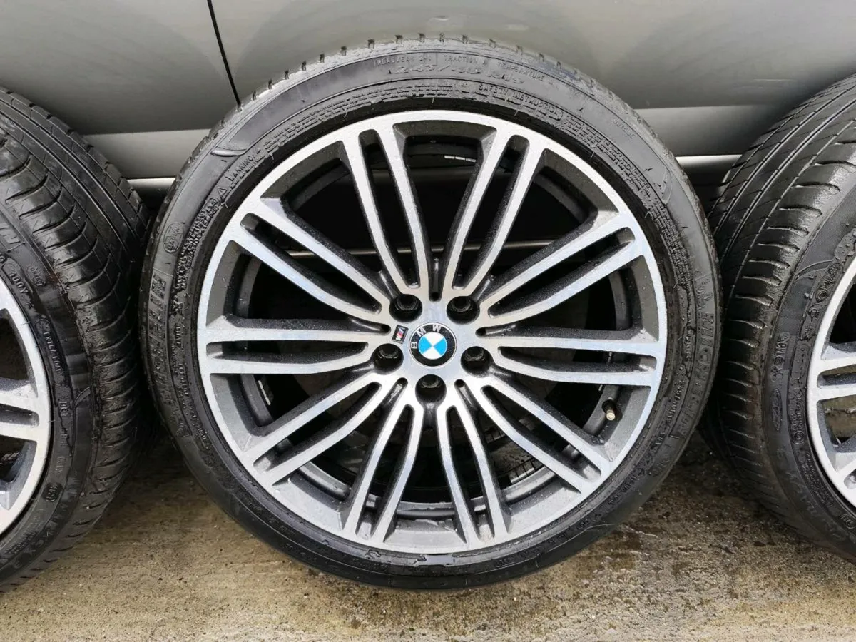 19" BMW 5 series Msport alloys with Michelin tyres - Image 4
