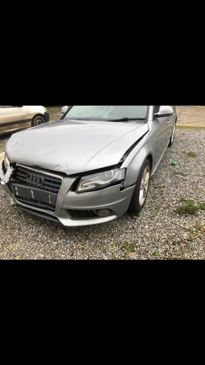Audi A4 breaking - Image 3