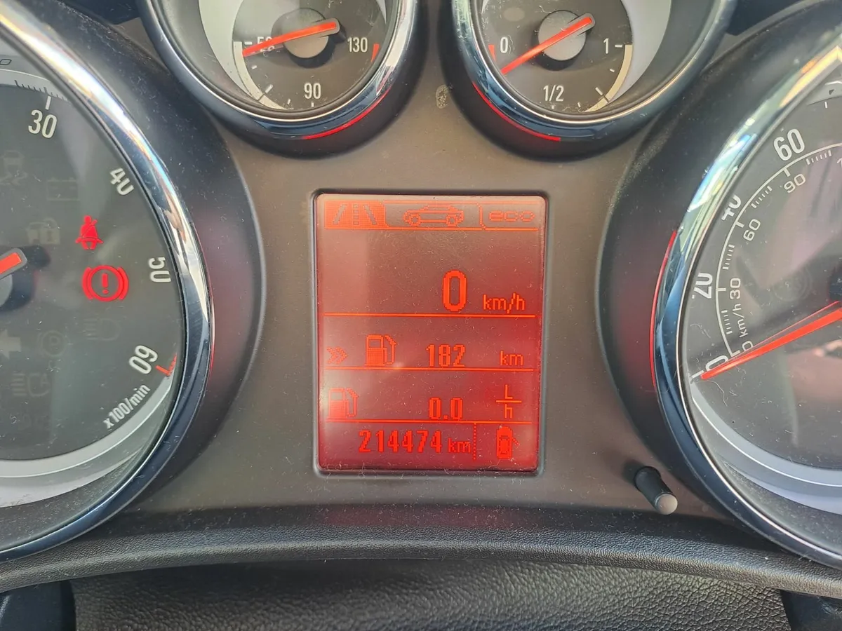 Vauxhall Astra 2014 - Image 4