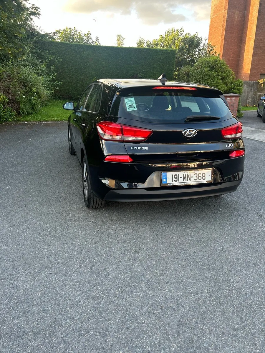 Hyundai i30 2019 - Image 2